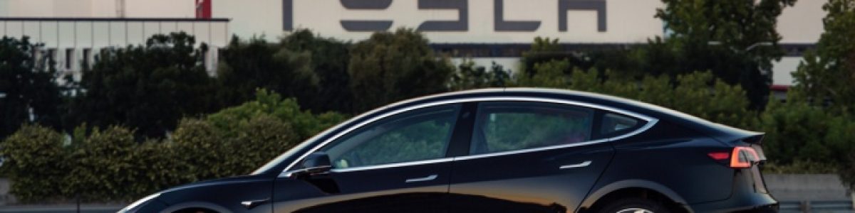 Vai comprar um Tesla Model 3? Saiba quais os tempos de entrega