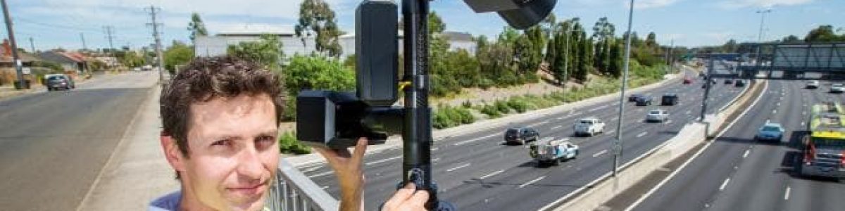 Radares de velocidade já apanham quem vai ao telemóvel