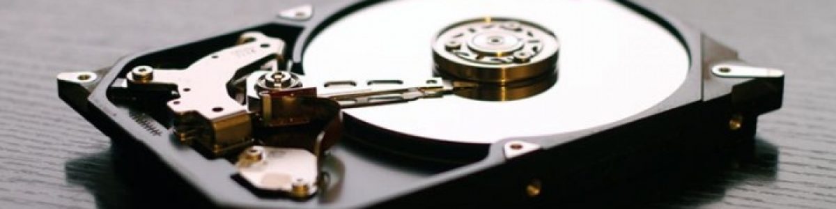 FreeNAS 11.3: Quando não há dinheiro para um NAS a sério