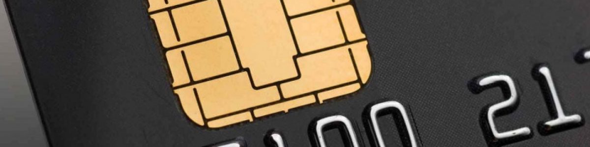 À espera do seu cartão bancário! A culpa é do Coronavírus