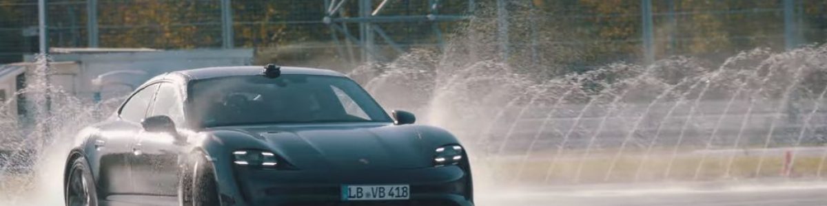 Guinness World Record: Porsche Taycan faz drift de 55 minutos e bate recorde