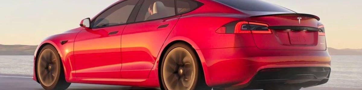 Elon Musk twittou que a entrega do Tesla Model S Plaid será adiada até 10 de junho