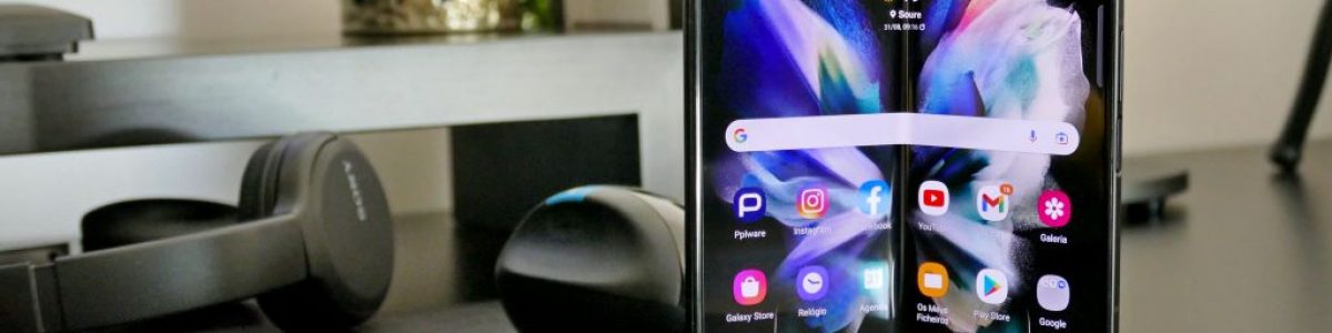 Samsung Galaxy Z Fold4 também deverá vir com S Pen integrada