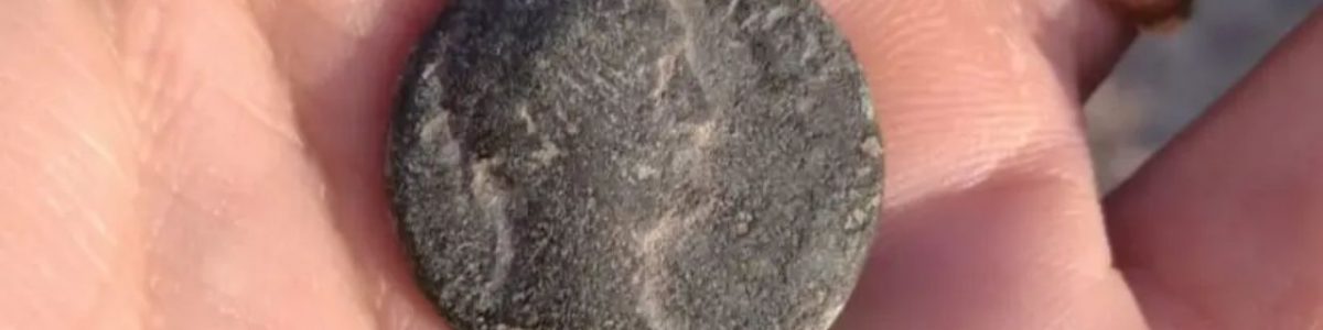 Curiosidades: Moeda com 1.800 anos encontrada em Israel