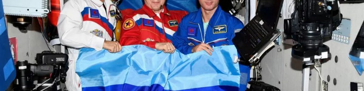 Astronautas russos fazem propaganda anti-Ucrânia do espaço. NASA condena a ação