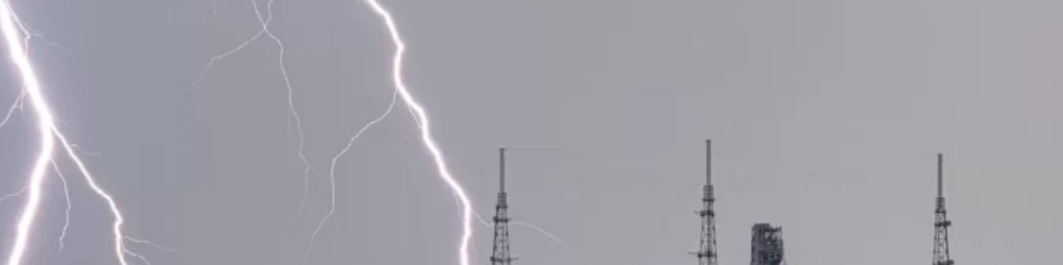 Artemis I sofre novo contratempo. Agora é um furacão gigante que vai passar pela plataforma