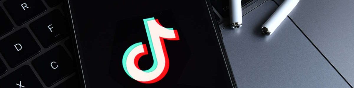 TikTok poderá ser banido da União Europeia por conteúdo “potencialmente mortal”